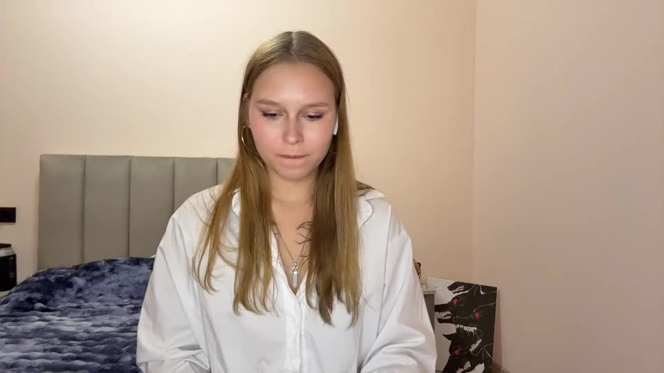 eugenierickel Chaturbate recording at 2026-05-16 18:19:00